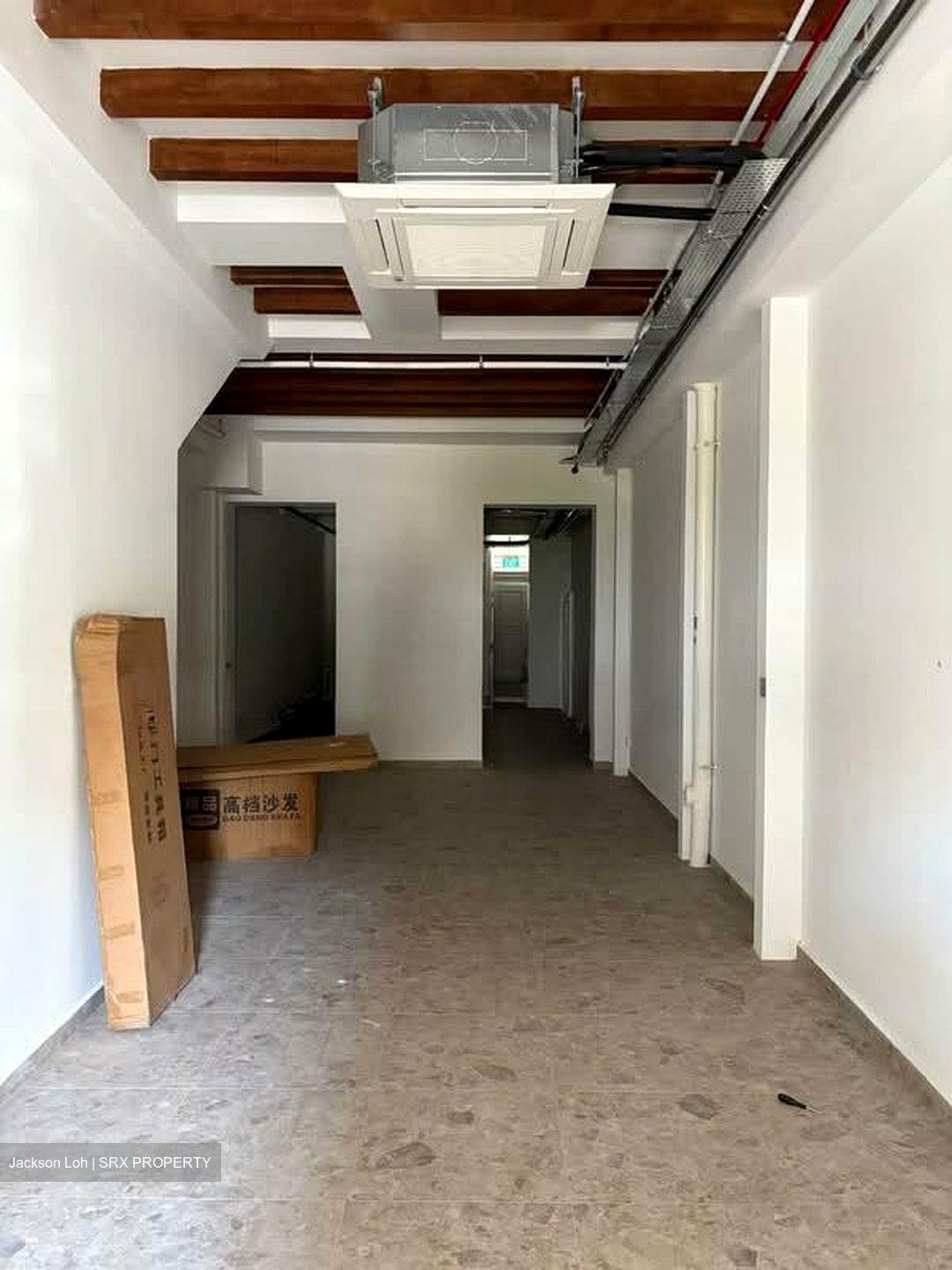 Rowell Road (D8), Retail #575438421